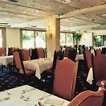 Nocleg ze śniadaniem Kronenhotel 3*